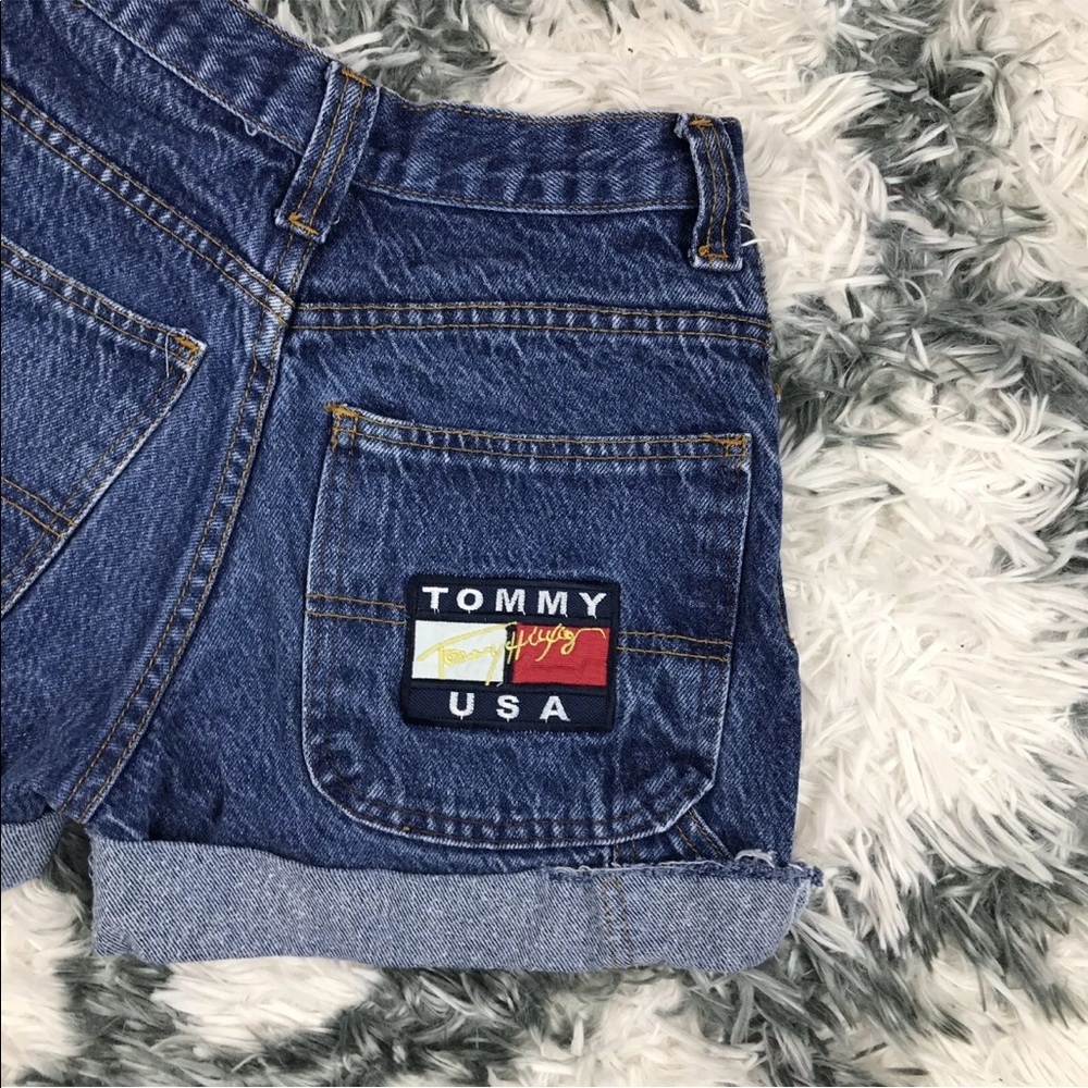Tommy Hilfiger Junior High Rise Shorts Size 17 - Picture 8 of 9